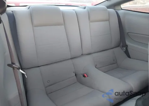 2006 Ford Mustang V6 z USA, uszkodzony, nr VIN 1ZVFT80N765177424